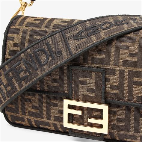 brown fendi baguette